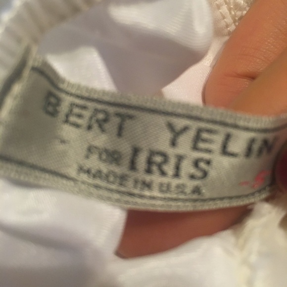Bert Yelin For Iris Polyester White Nightgown
Size Medium Circa 1970s - Picture 3 of 6